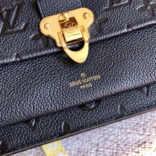 LOUIS VUITTON CHAIN WALLET VAVIN 0606
